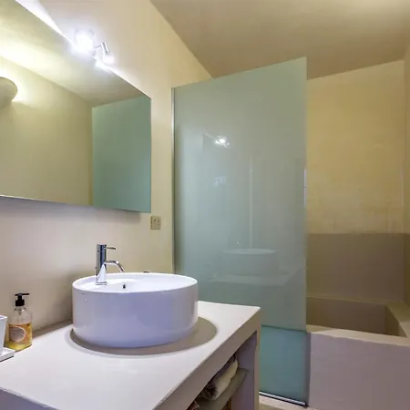 Nuovissima Di Lusso Con Piscina Immensa E Giardino Cisternino