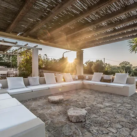 Nuovissima Di Lusso Con Piscina Immensa E Giardino