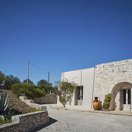 Nuovissima Di Lusso Con Piscina Immensa E Giardino